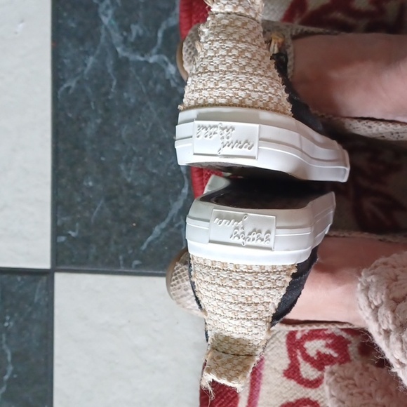 Gypsy Jazz Slip On Sneakers in Cream Tweet & Black Like New, Sz 8 - Picture 4 of 8